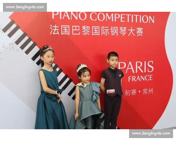 法国钢琴大赛：跨越世纪的音乐盛宴与新星的崛起